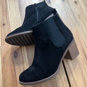 Sonoma Goods For Life Black Suede Ankle Boots Block Heel Side Zip